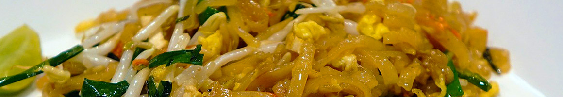 Eating Asian Fusion Burmese Thai at Green Elephant Restaurant restaurant in Loomis, CA.